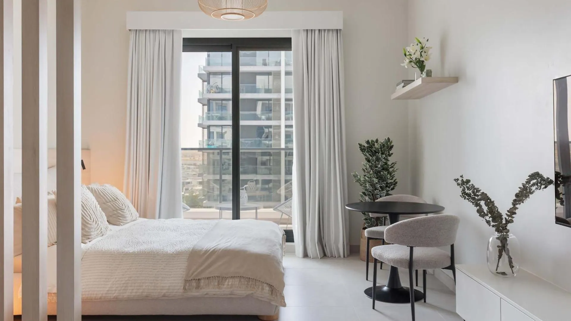 New Exquisite Studio Dubai Lejlighed